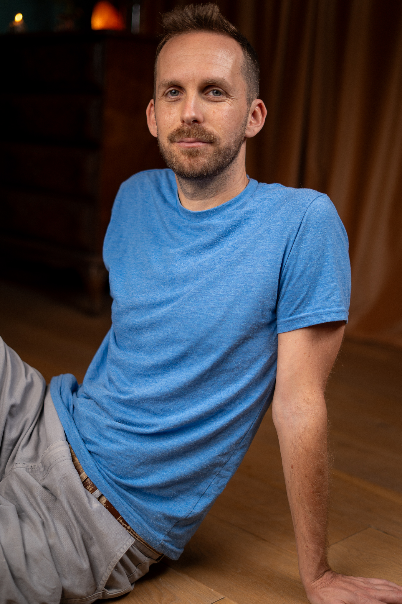 משתתפת באירוע פוטוהאנג